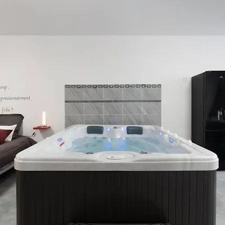 Nuit Romantique Avec Jacuzzi Privatif Proche Toulouse * Auterive
