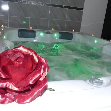 Nuit Romantique Avec Jacuzzi Privatif Proche Toulouse Apartment *