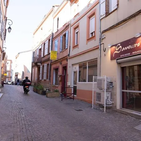 Nuit Romantique Avec Jacuzzi Privatif Proche Toulouse